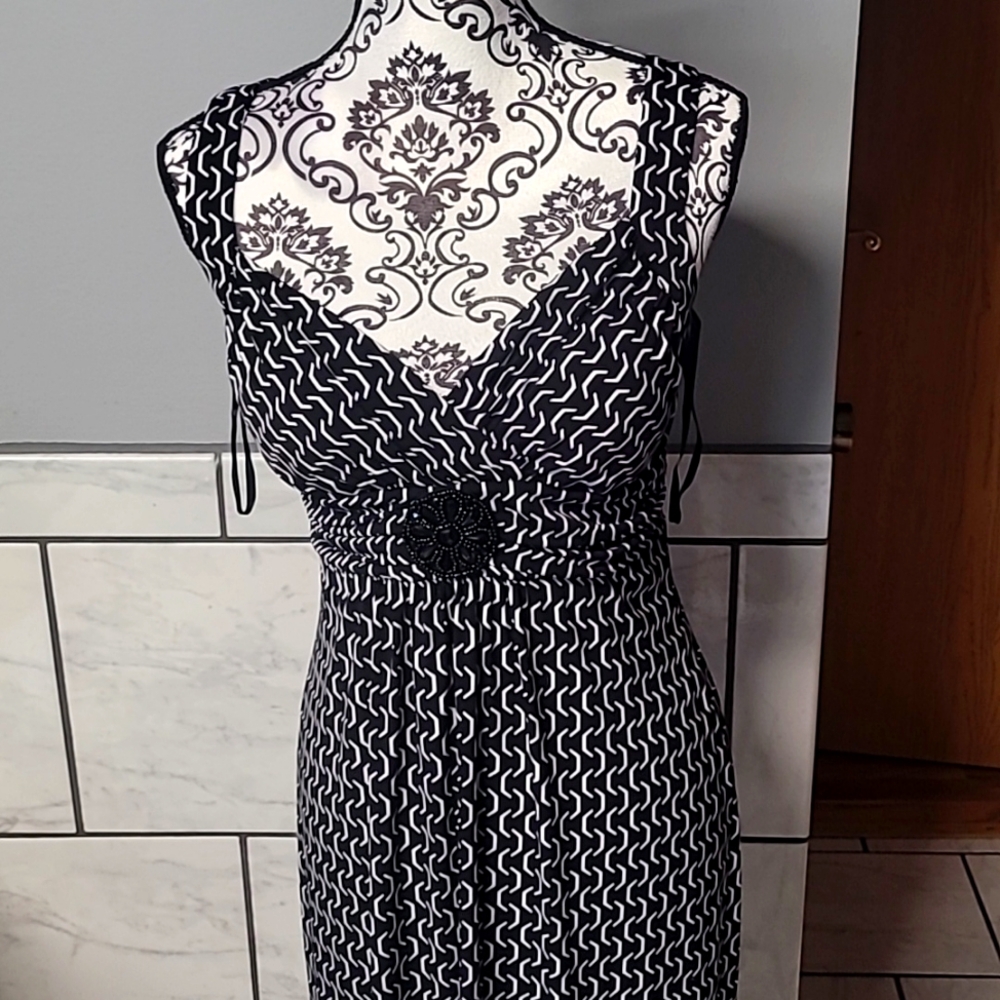 Maxi black and white dress